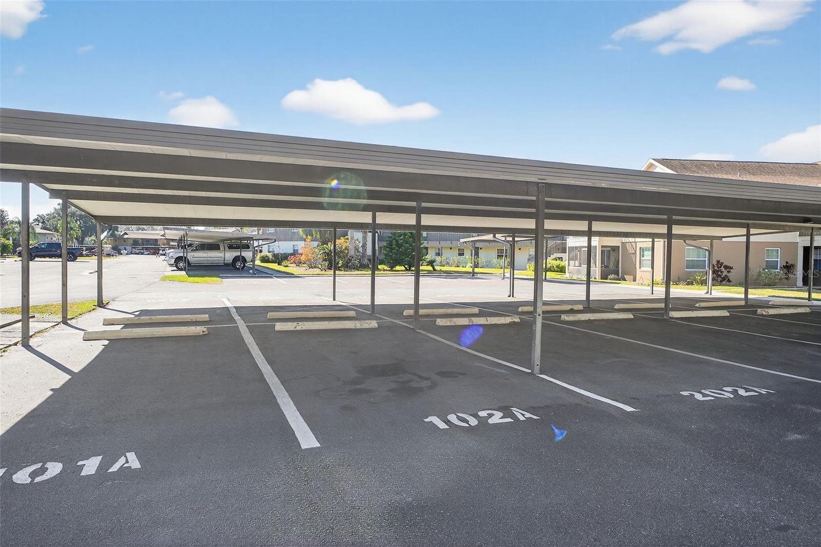 Image 48 of 61 For 1640 Juno Trail 102a