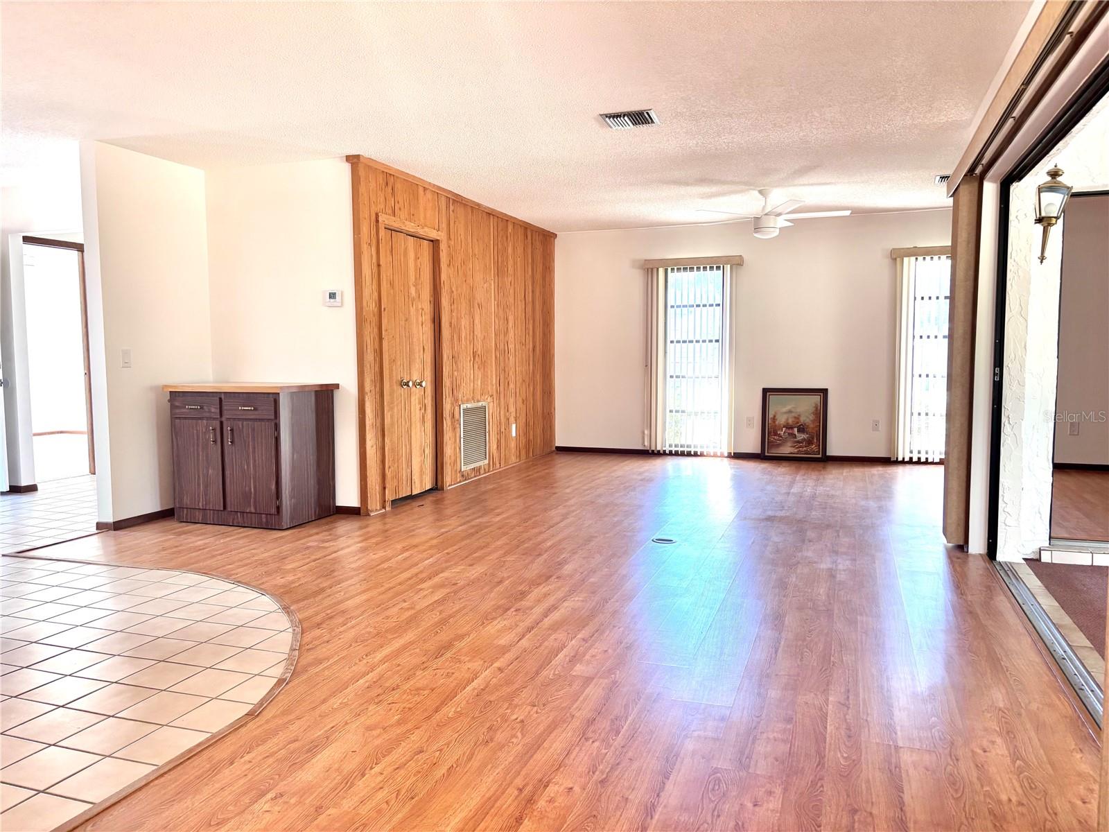 Image 2 of 40 For 324 Alemander Avenue