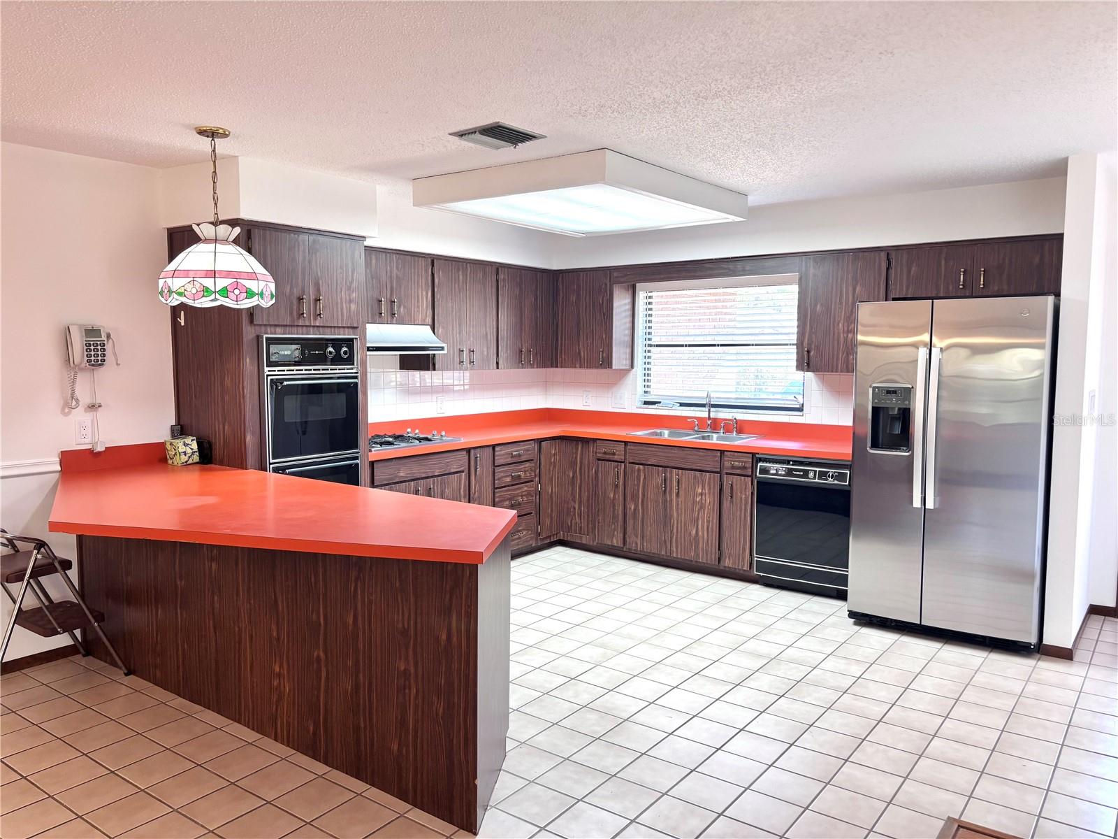 Image 7 of 40 For 324 Alemander Avenue