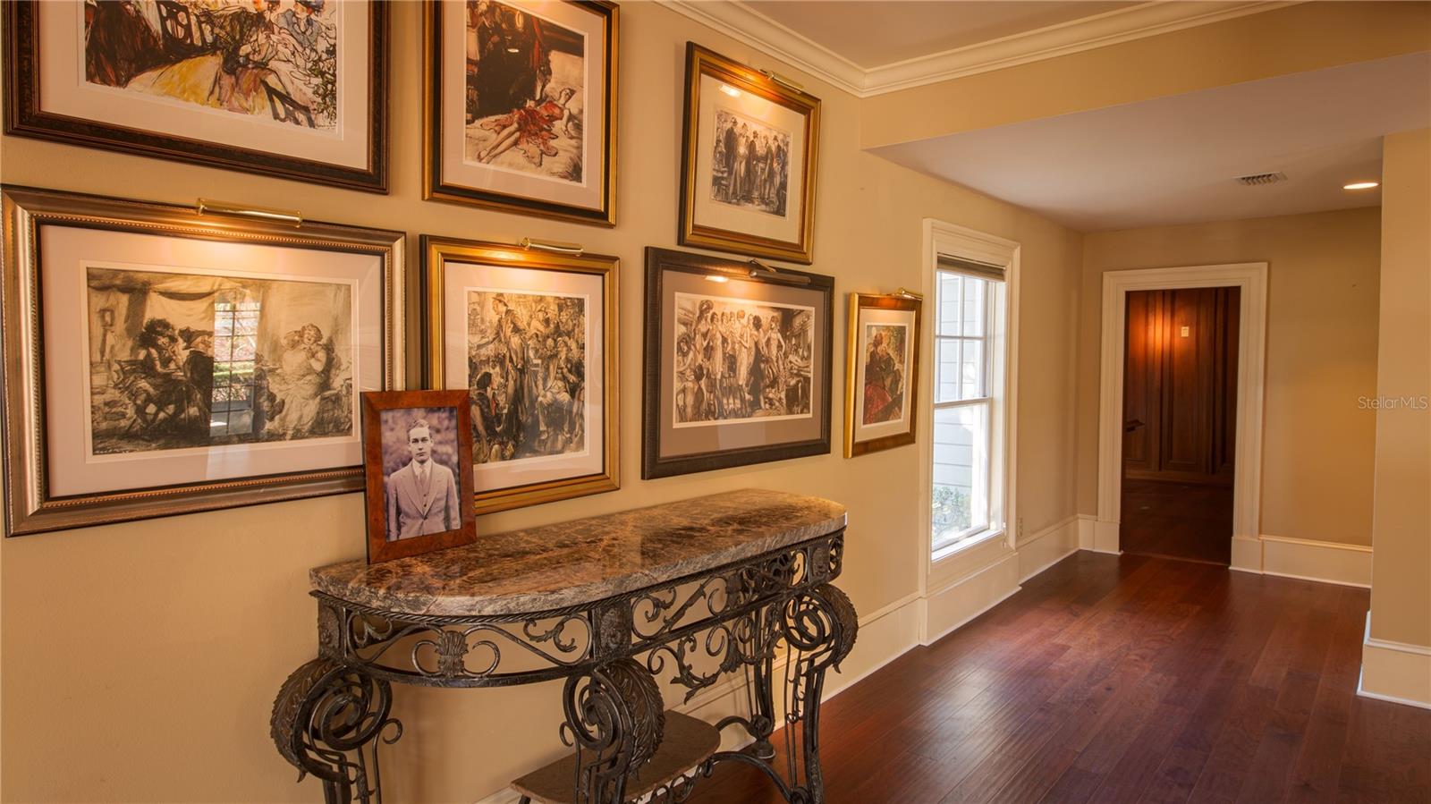 Image 20 of 50 For 251 Ventris  