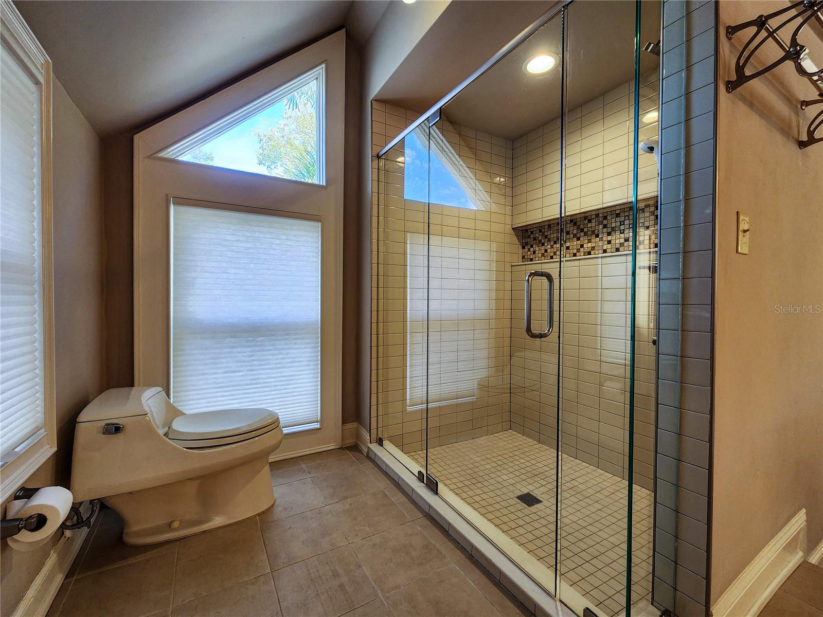 Image 35 of 50 For 251 Ventris  