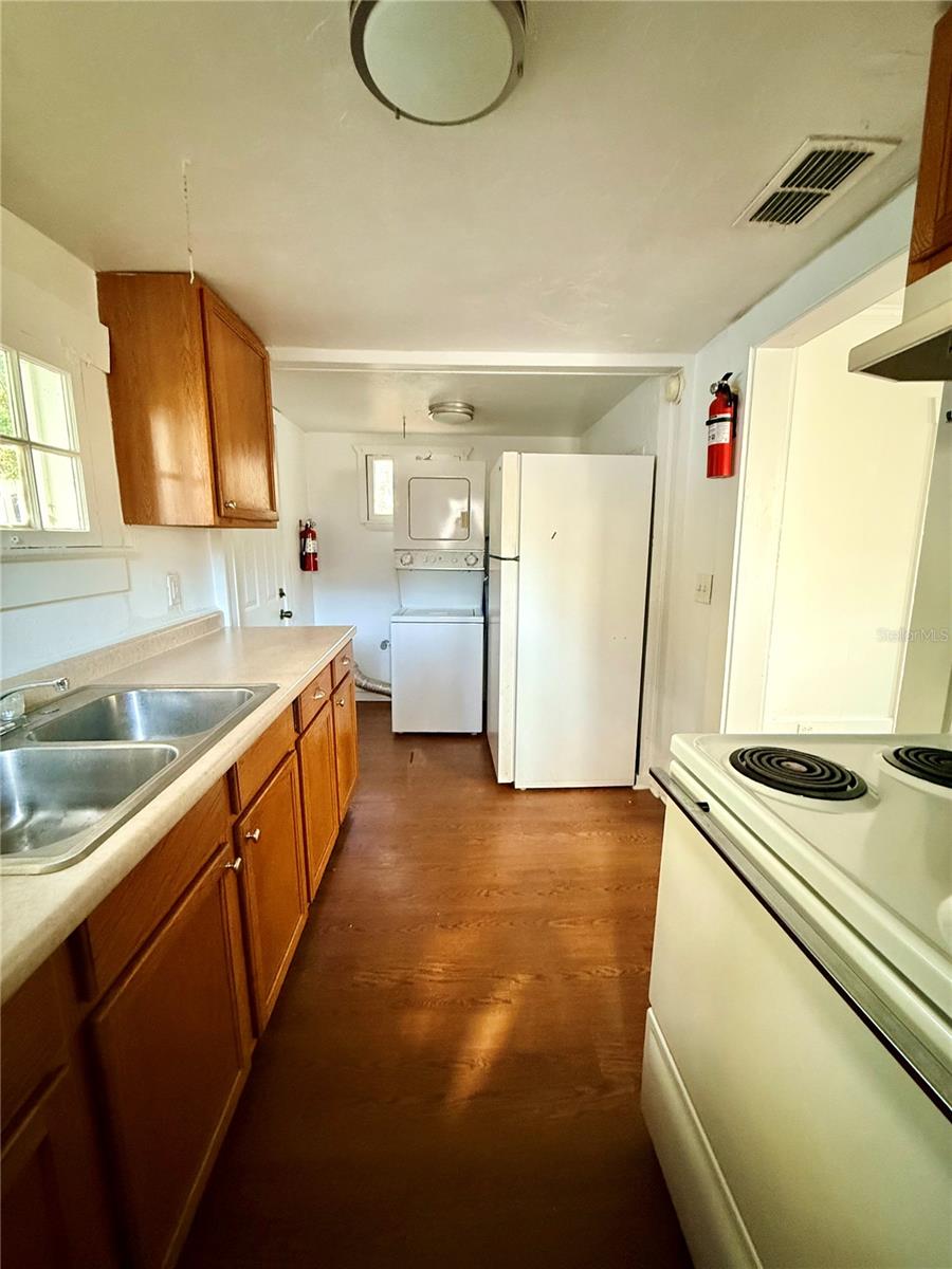 Image 14 of 18 For 308 Page Court