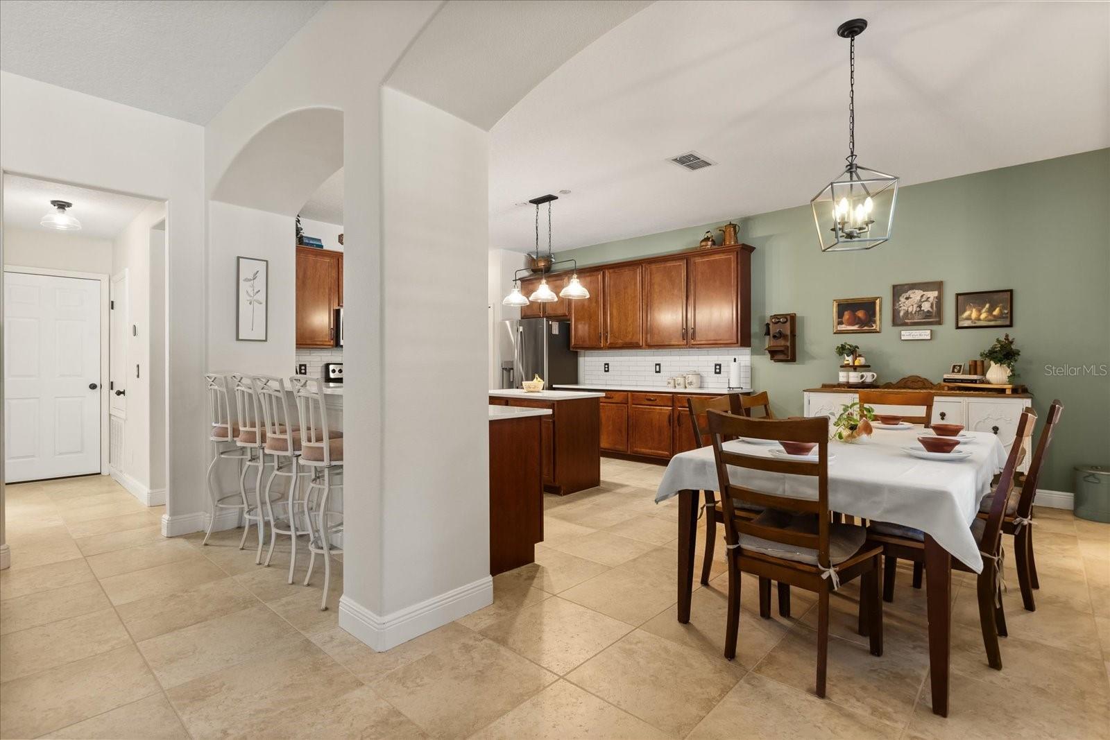 Image 13 of 54 For 370 Merlot Drive