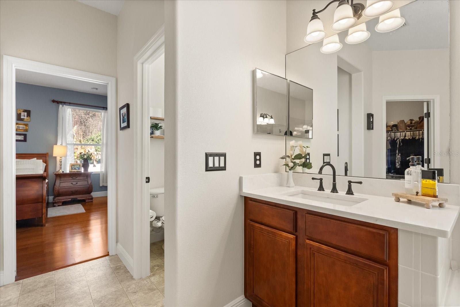 Image 26 of 54 For 370 Merlot Drive