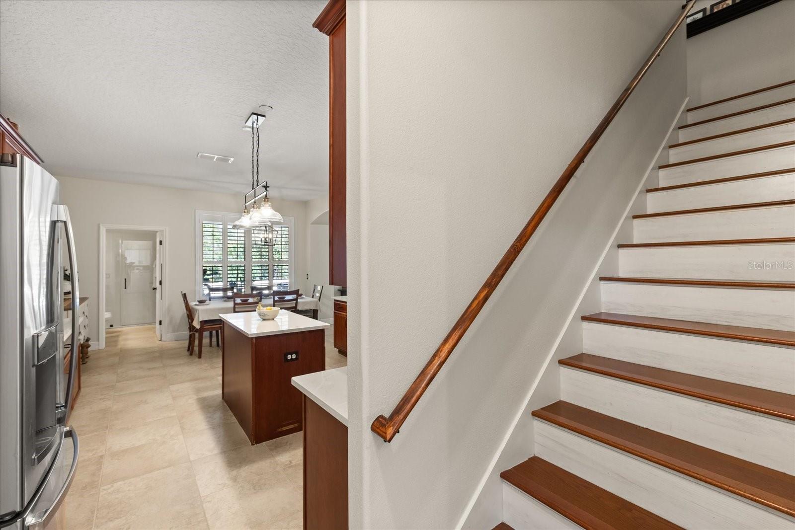 Image 27 of 54 For 370 Merlot Drive