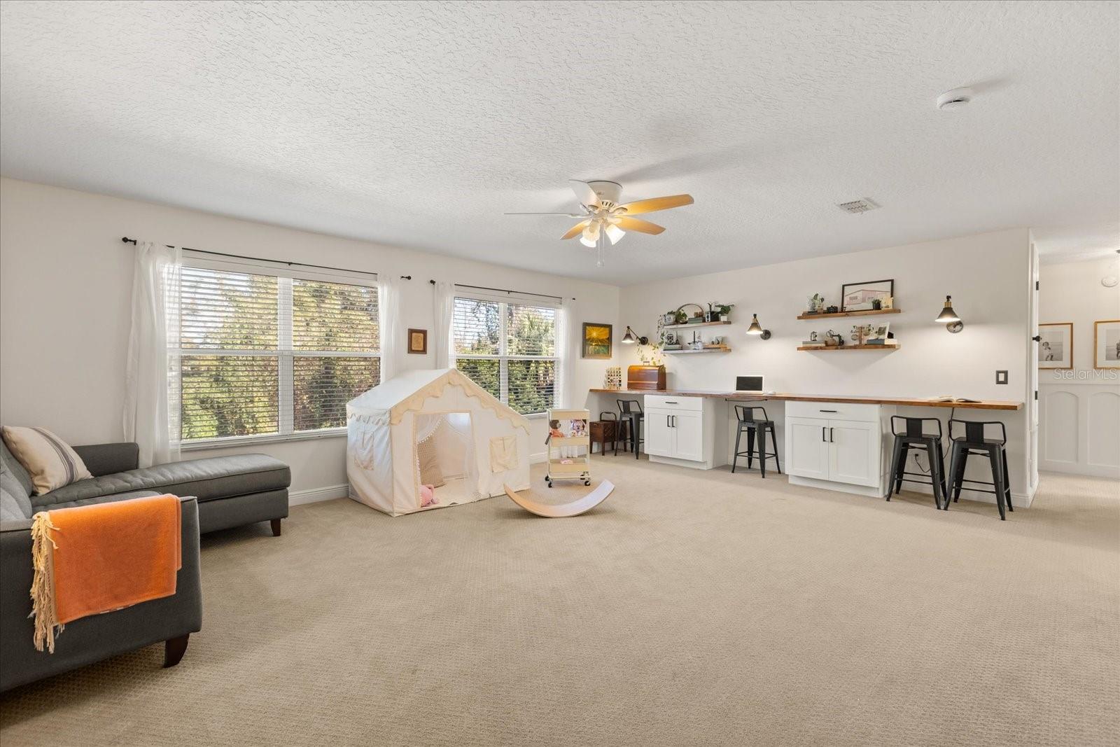 Image 28 of 54 For 370 Merlot Drive