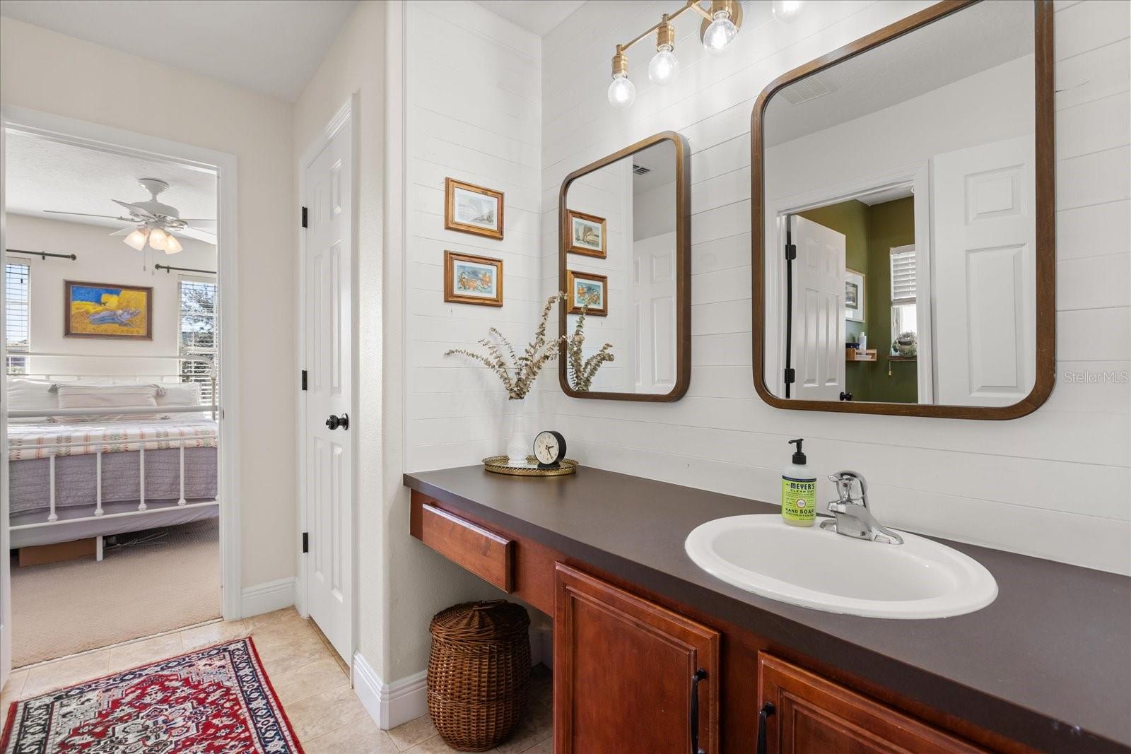 Image 34 of 54 For 370 Merlot Drive