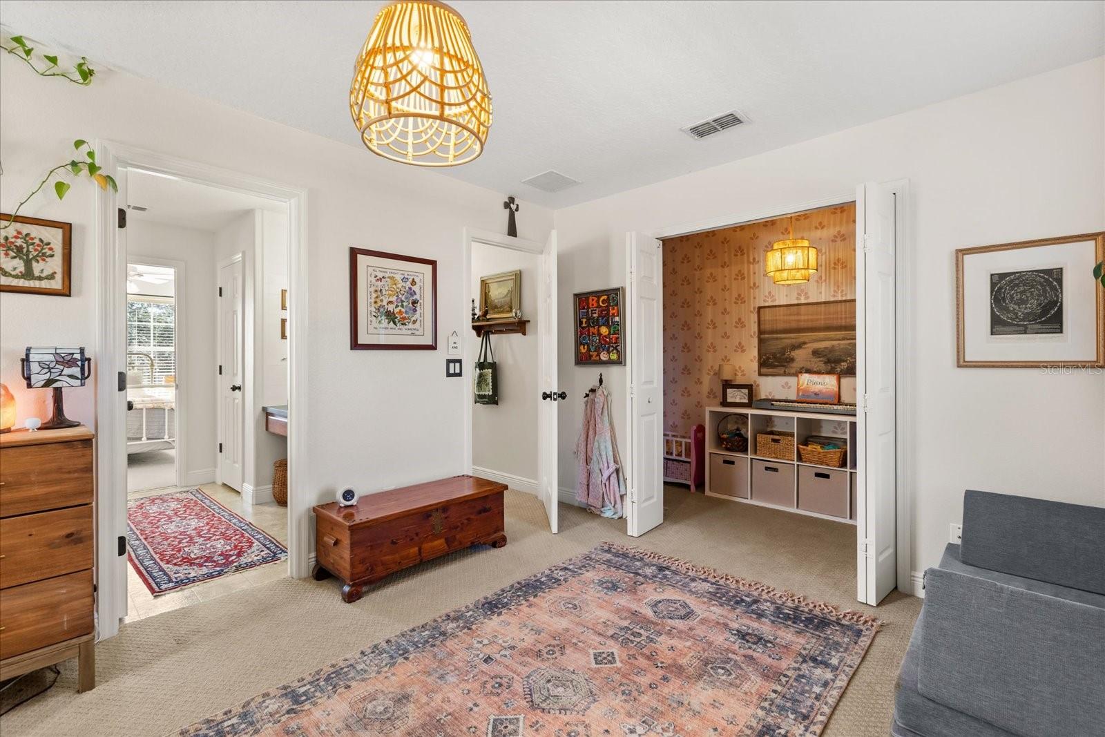 Image 39 of 54 For 370 Merlot Drive