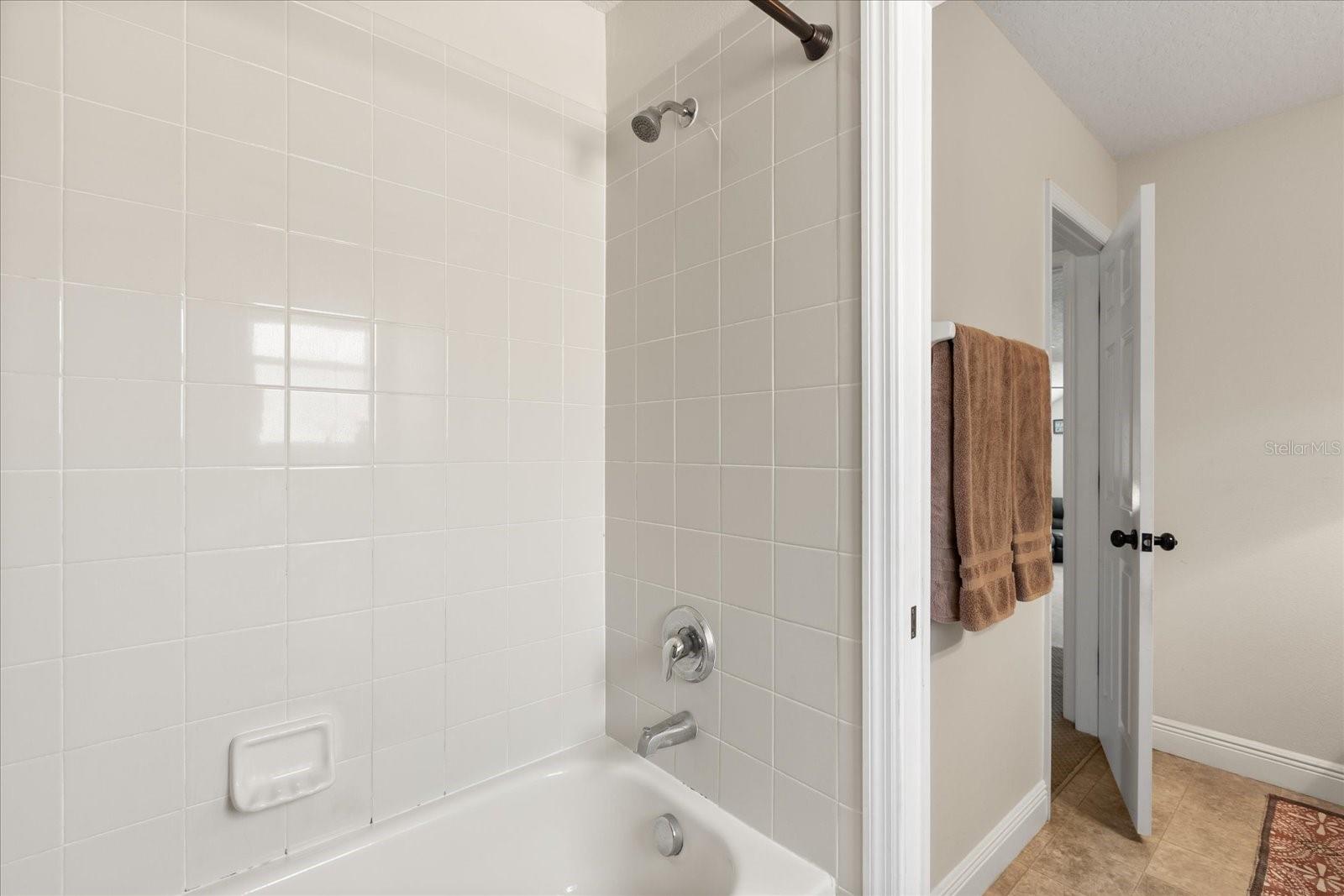 Image 45 of 54 For 370 Merlot Drive