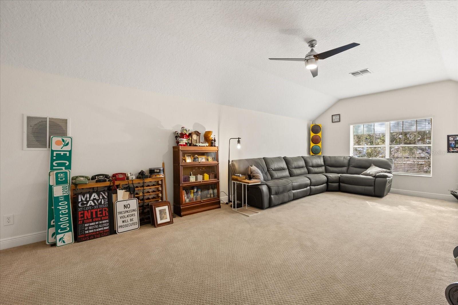 Image 46 of 54 For 370 Merlot Drive