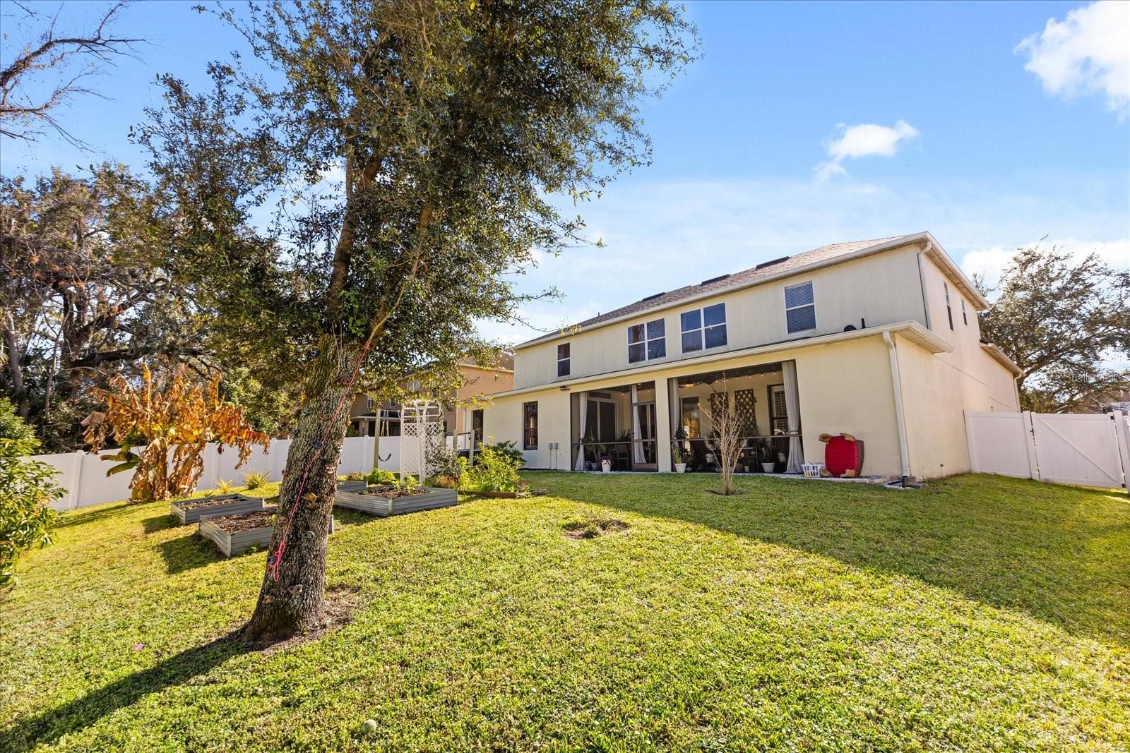 Image 49 of 54 For 370 Merlot Drive