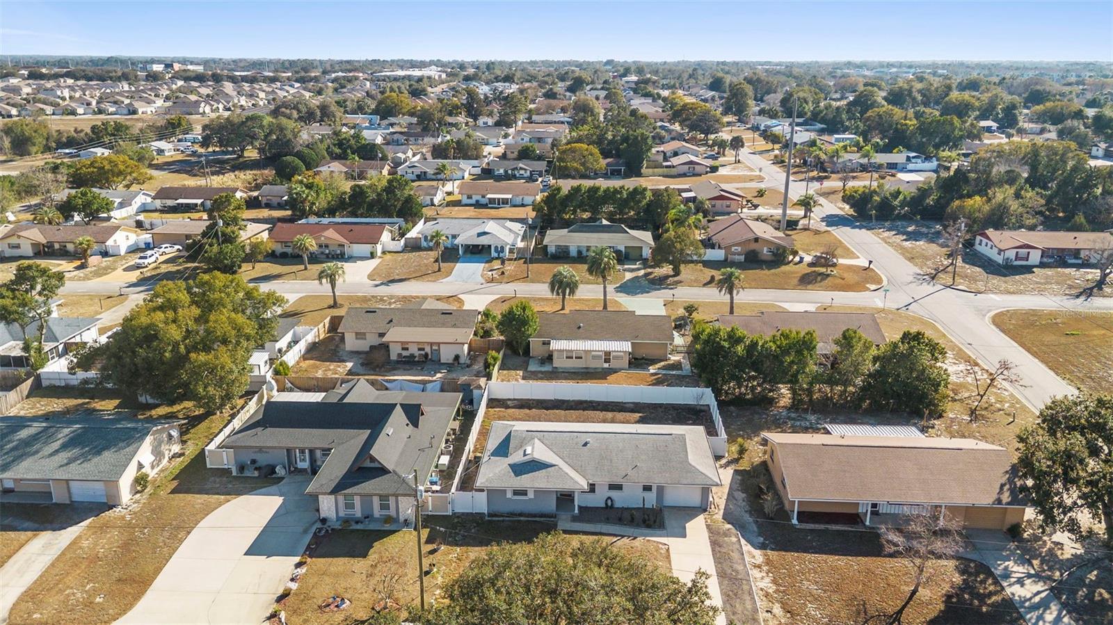 Image 32 of 34 For 720 Amhurst Drive