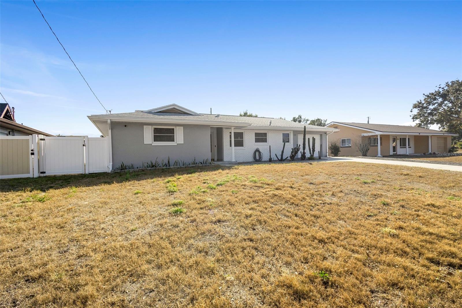 Image 33 of 34 For 720 Amhurst Drive