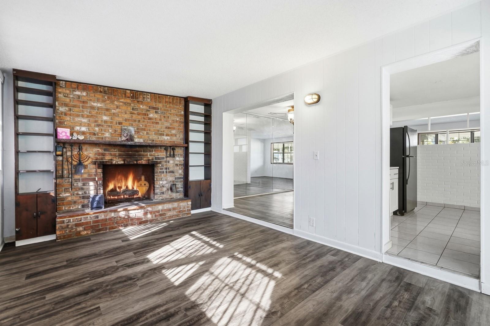 Image 16 of 58 For 2318 Oriole Lane