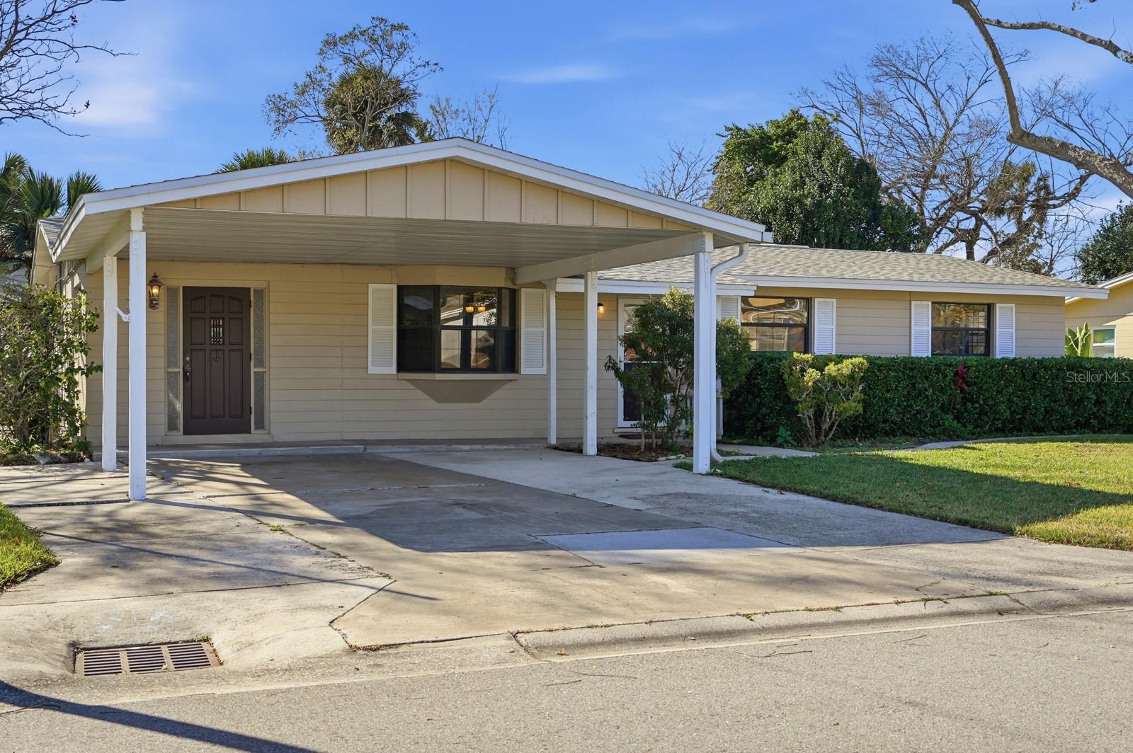 Image 2 of 58 For 2318 Oriole Lane