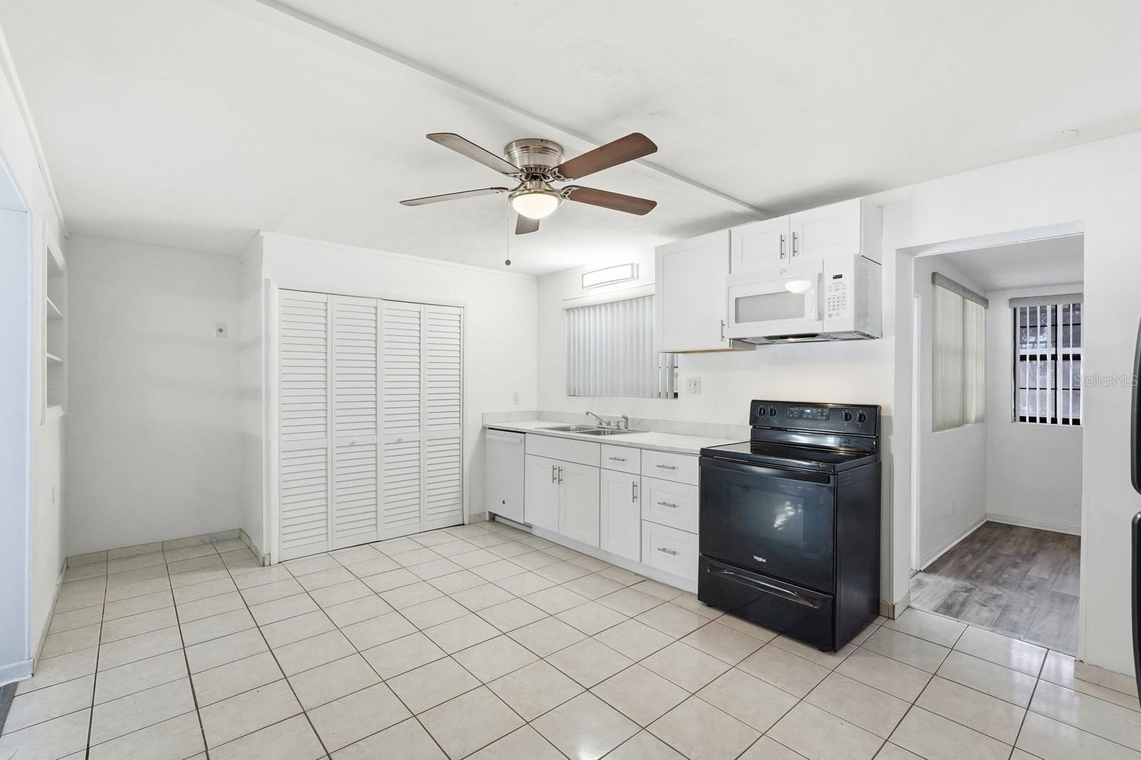 Image 20 of 58 For 2318 Oriole Lane