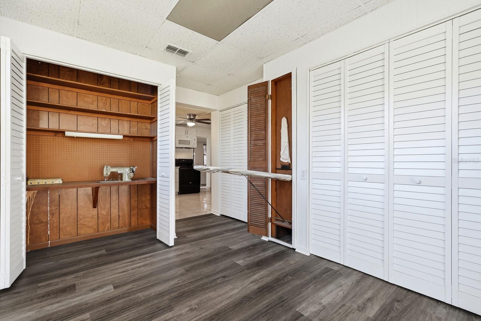 Image 24 of 58 For 2318 Oriole Lane