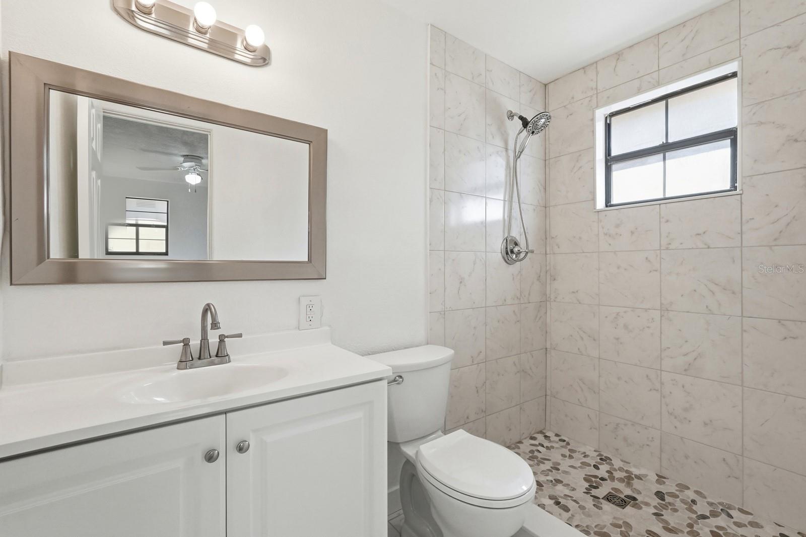 Image 26 of 58 For 2318 Oriole Lane