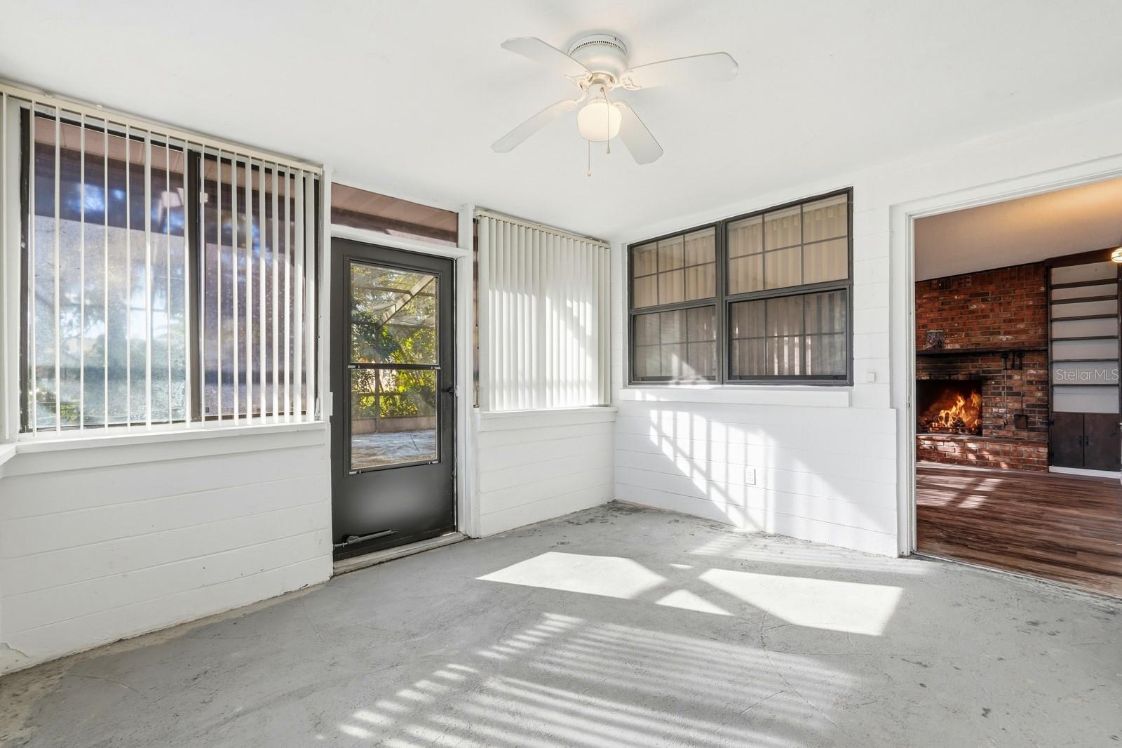 Image 35 of 58 For 2318 Oriole Lane