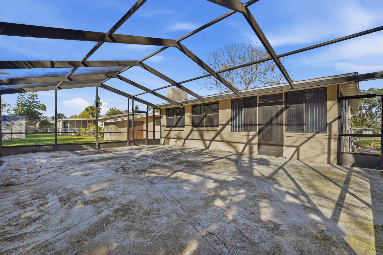 Image 37 of 58 For 2318 Oriole Lane