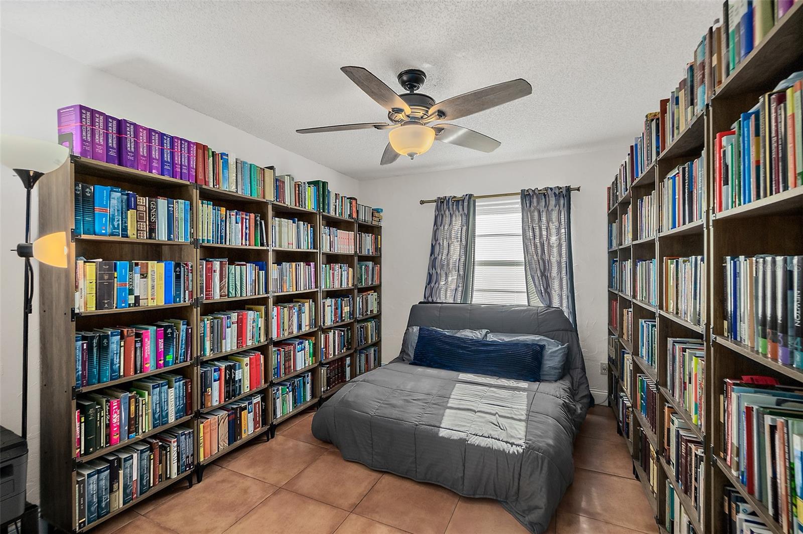 Image 23 of 42 For 3622 Dame Street