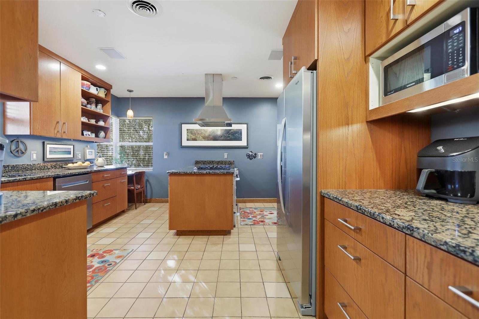 Image 23 of 77 For 218 High Street