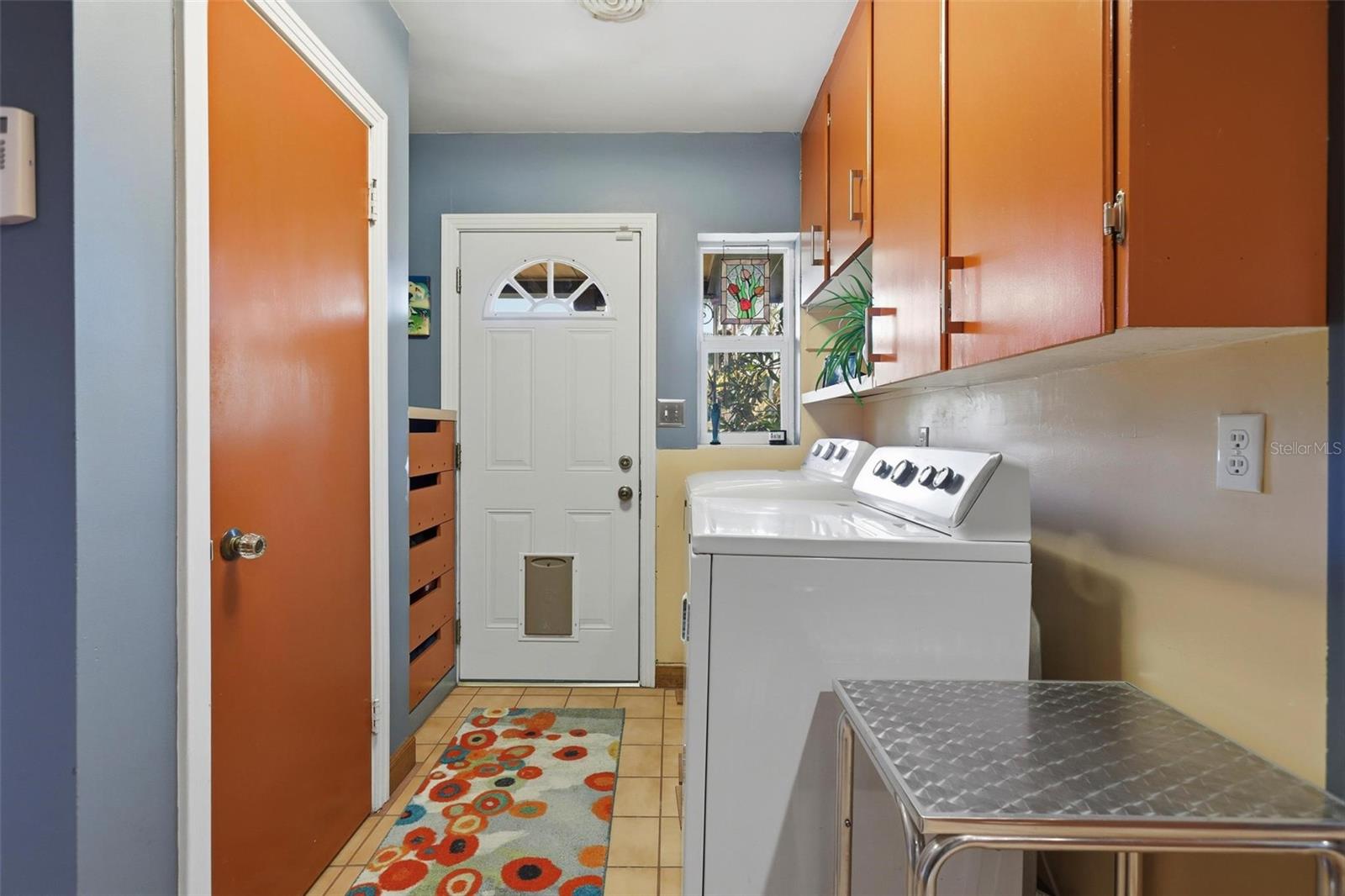 Image 26 of 77 For 218 High Street