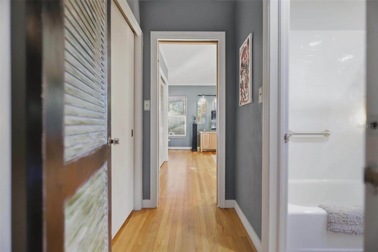 Image 30 of 77 For 218 High Street