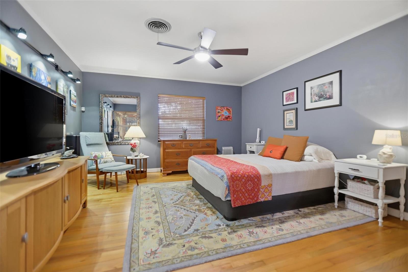 Image 31 of 77 For 218 High Street