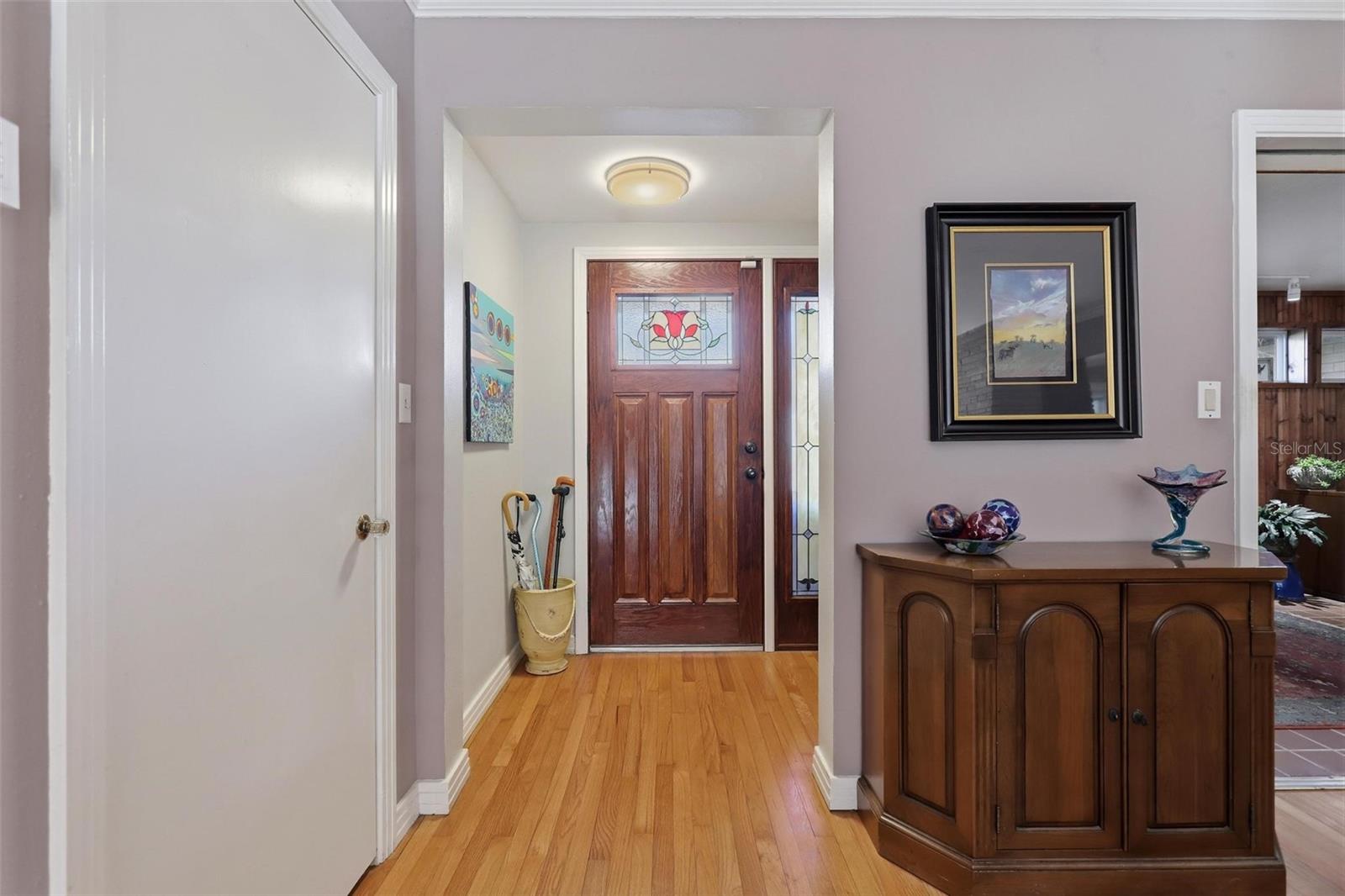 Image 6 of 77 For 218 High Street