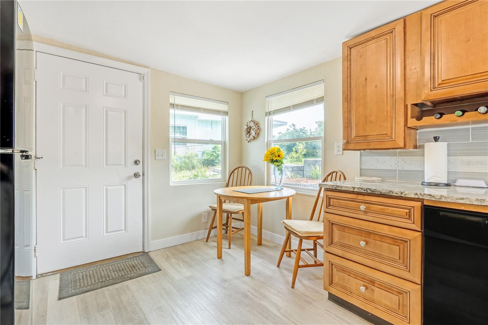 Image 14 of 37 For 1420 Grandview Avenue