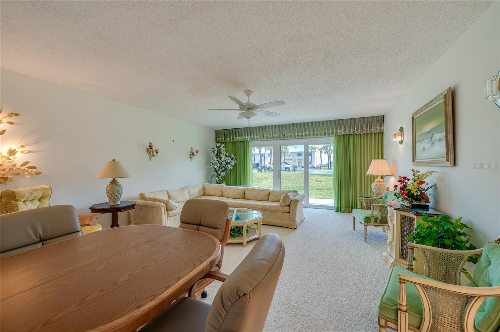 Image 11 of 34 For 4790 Atlantic Avenue C303