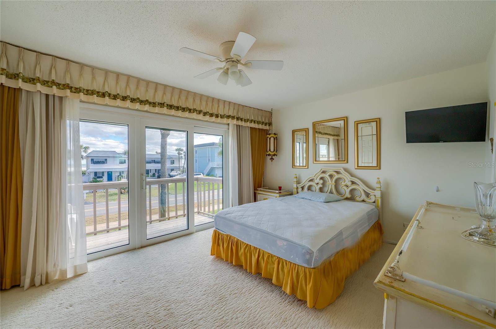 Image 15 of 34 For 4790 Atlantic Avenue C303