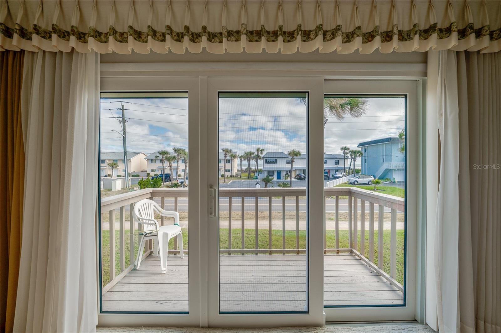 Image 17 of 34 For 4790 Atlantic Avenue C303