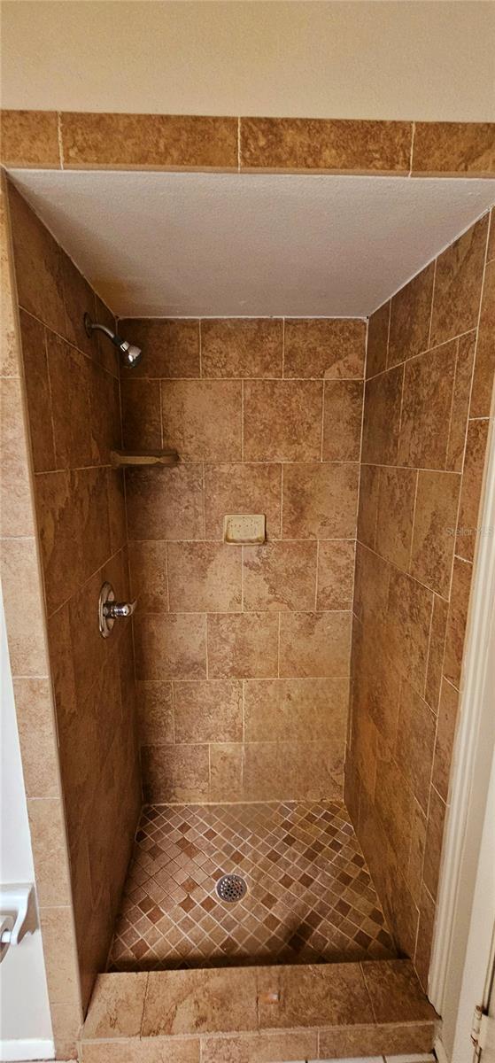 Image 8 of 15 For 321 Beresford Avenue