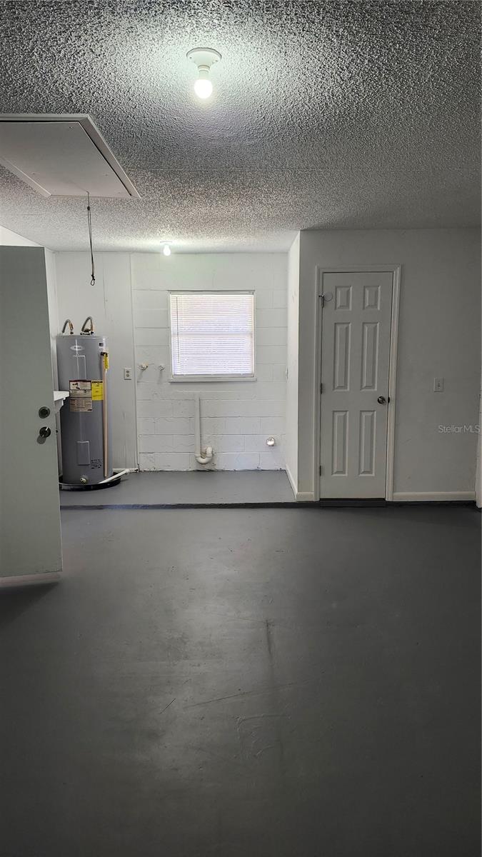 Image 10 of 29 For 957 Wilmington Drive