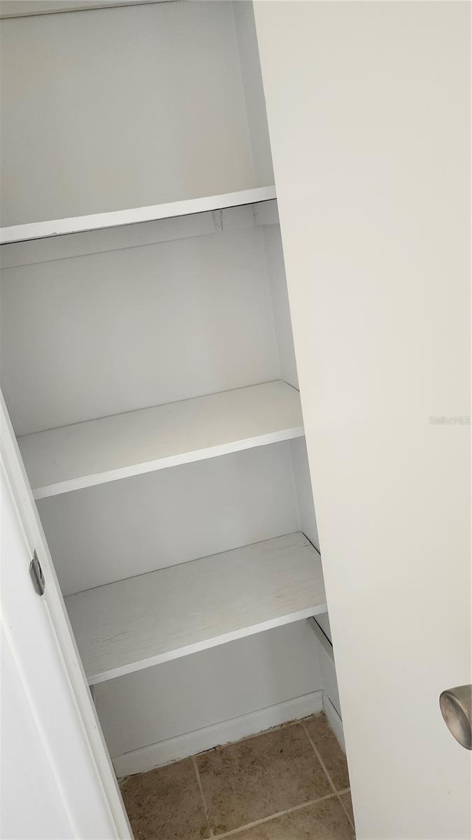 Image 20 of 29 For 957 Wilmington Drive