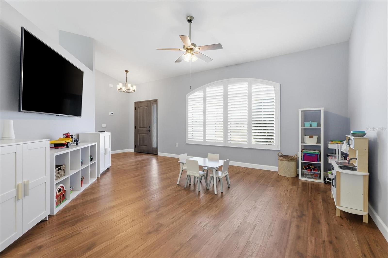 Image 19 of 57 For 345 Ruth Jennings Drive