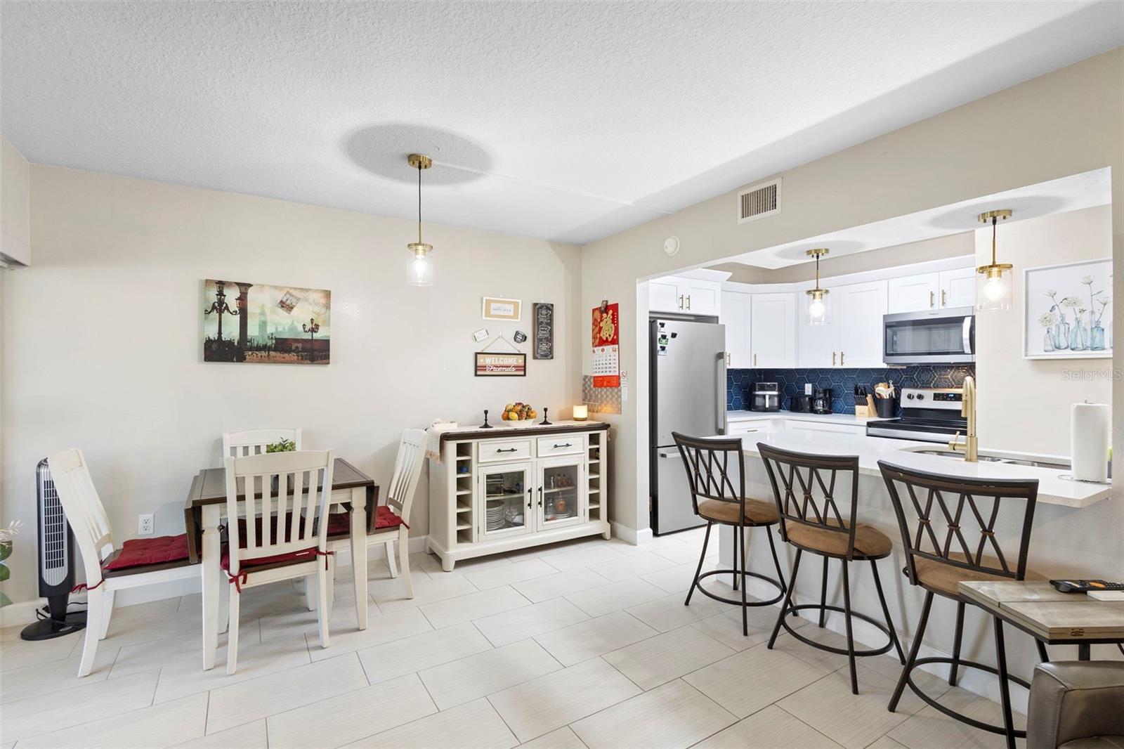 Image 6 of 32 For 180 Magnolia Woods Court 20c