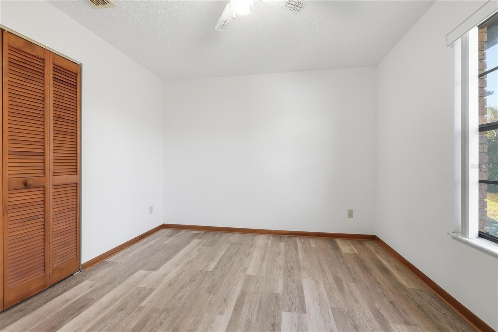 Image 12 of 21 For 536 Gaspar Avenue