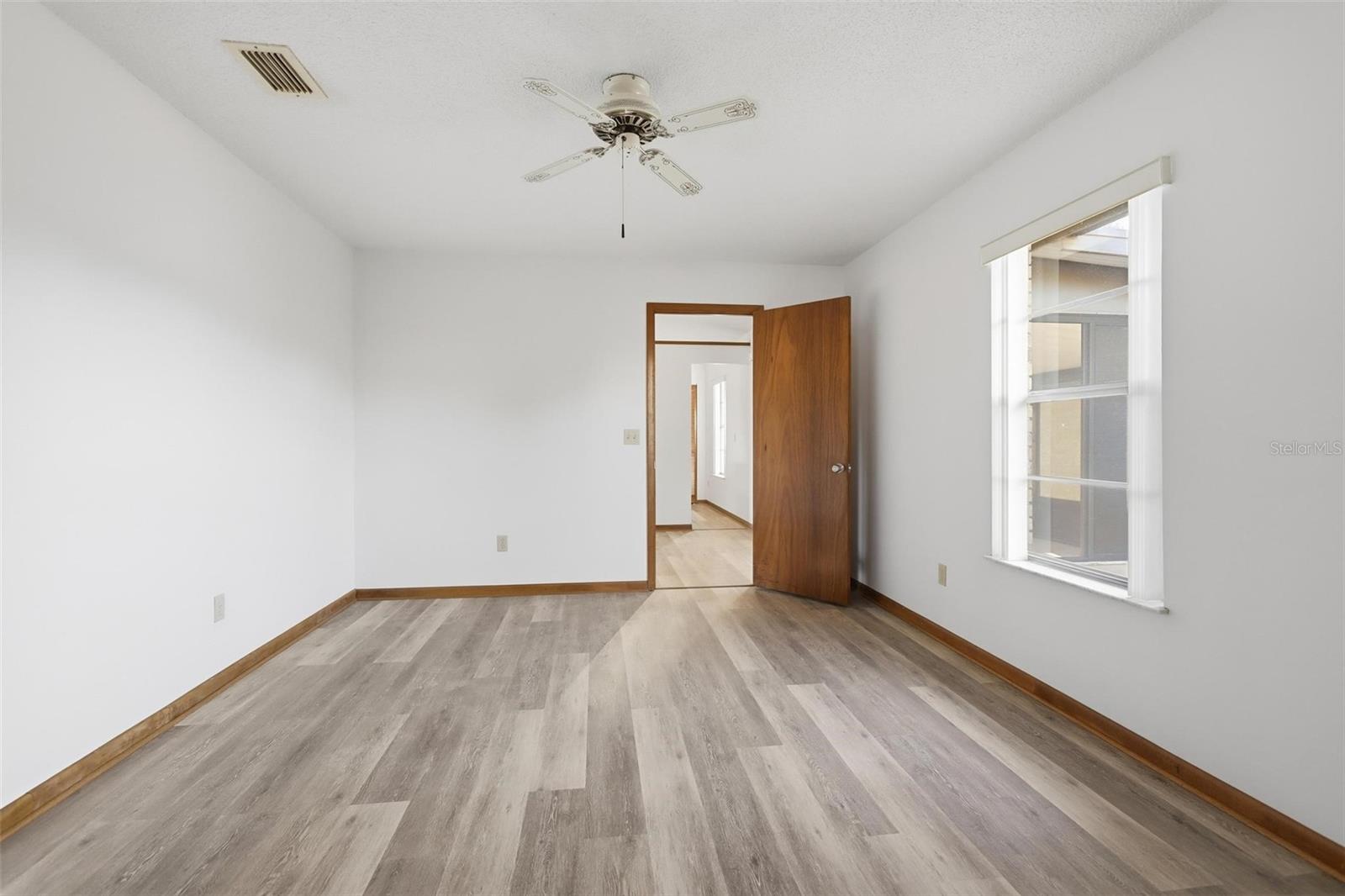 Image 15 of 21 For 536 Gaspar Avenue