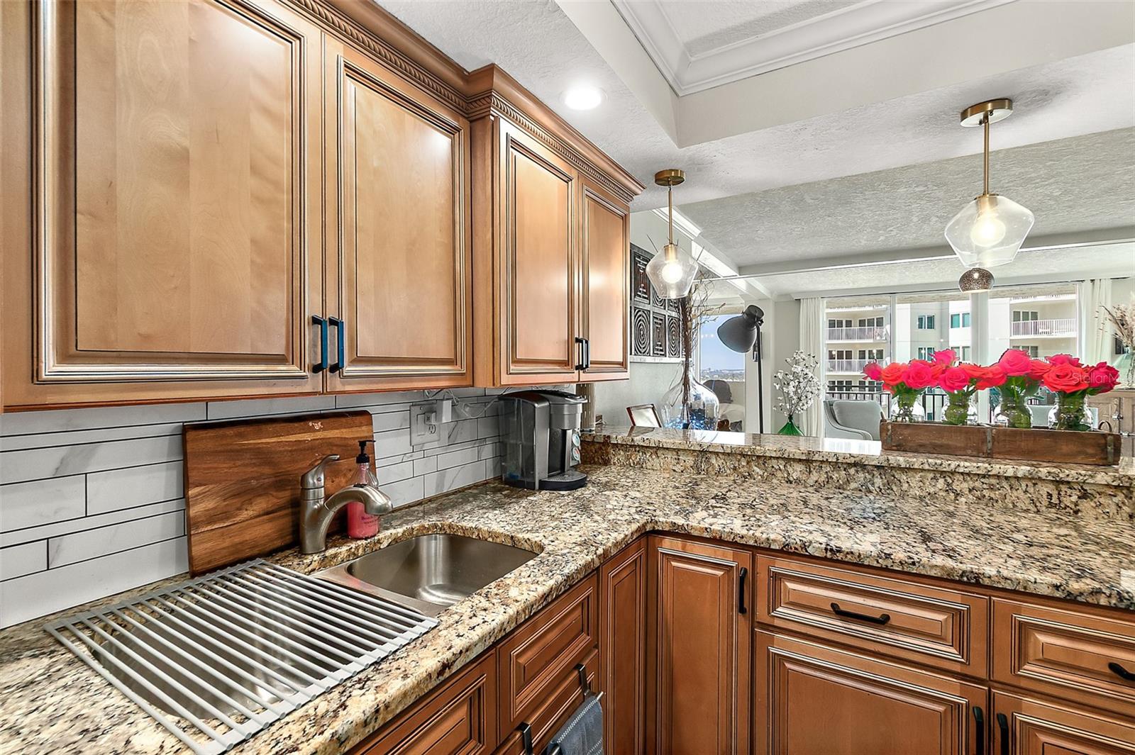 Image 11 of 51 For 2947 Atlantic Avenue 1406