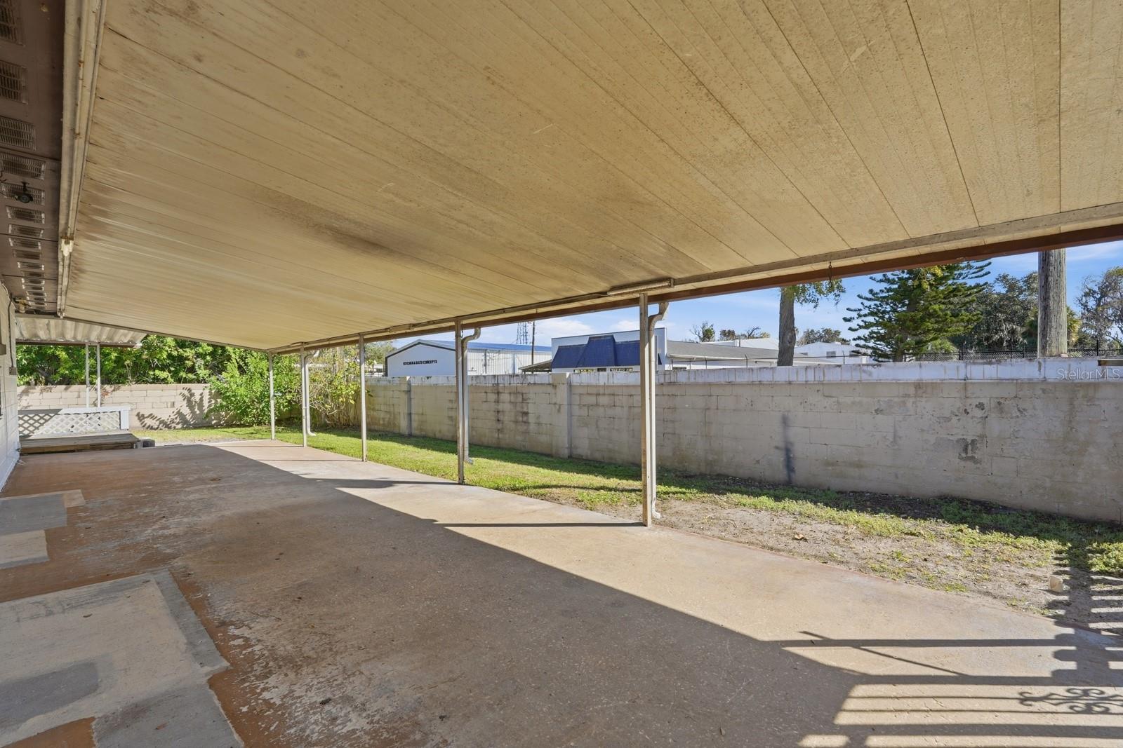 Image 30 of 49 For 903 W Millard Court