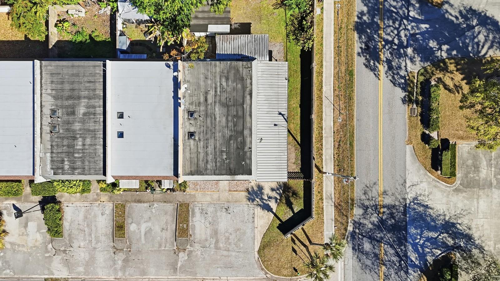 Image 40 of 49 For 903 W Millard Court