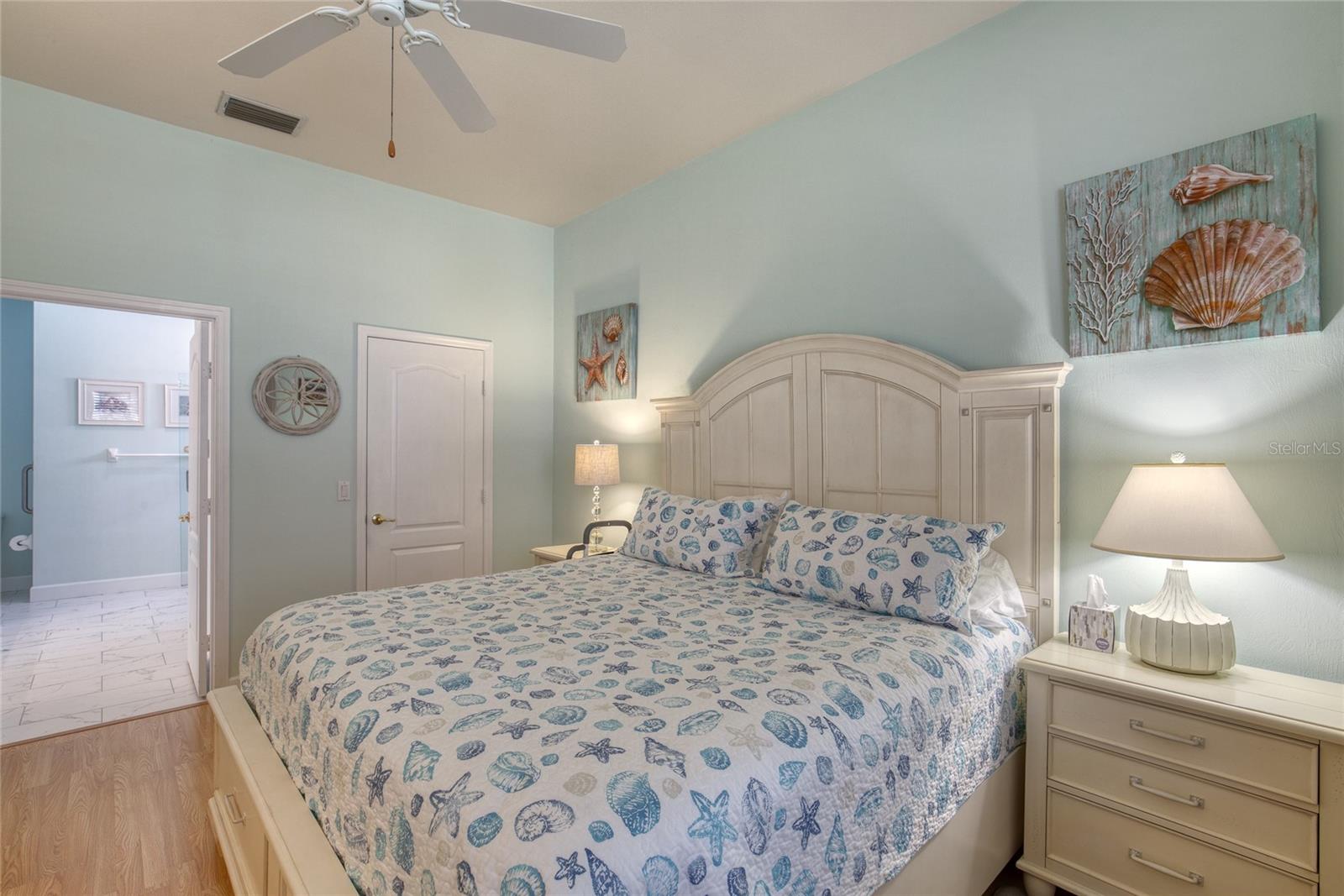 Image 28 of 68 For 3143 Kailani Court