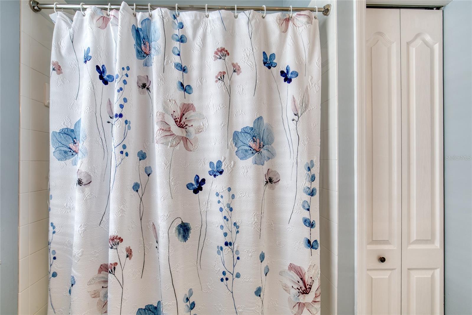 Image 37 of 68 For 3143 Kailani Court