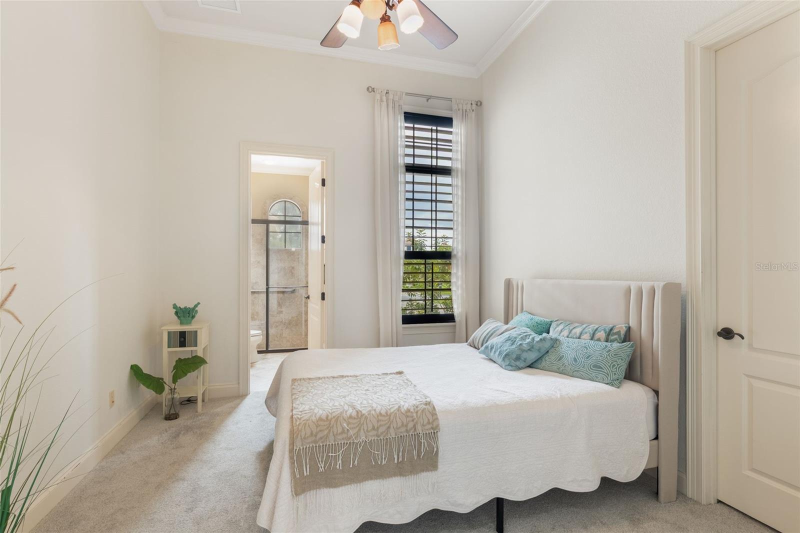 Image 21 of 48 For 25514 High Hampton Circle