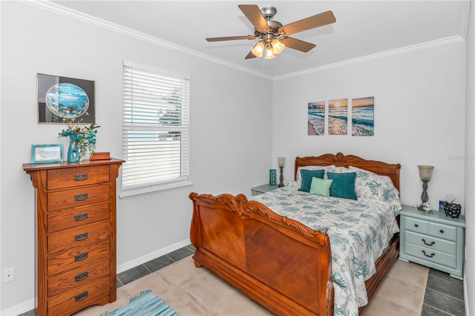 Image 16 of 30 For 415 Jessamine Avenue