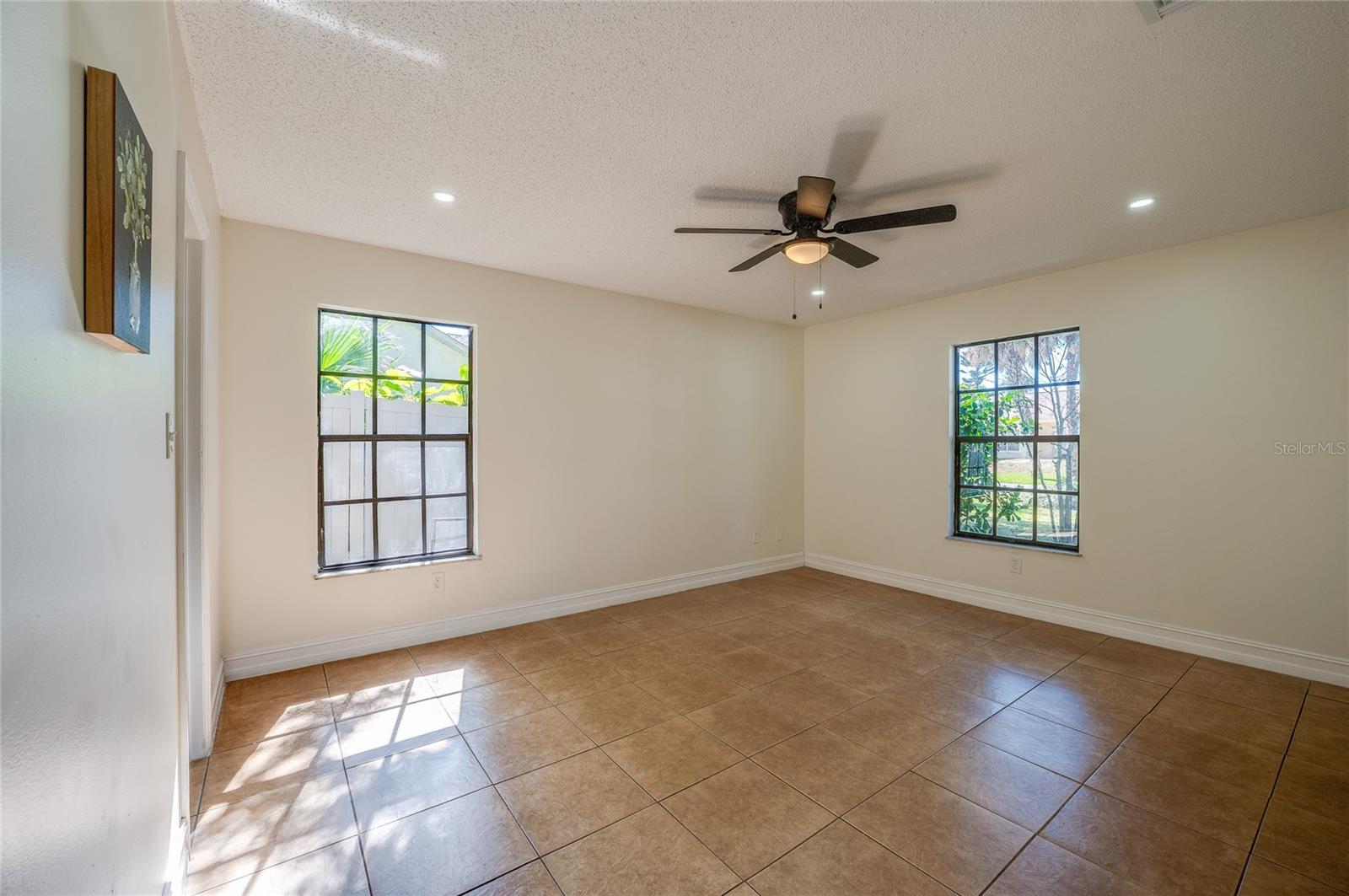 Image 16 of 41 For 2425 Royal Palm Drive