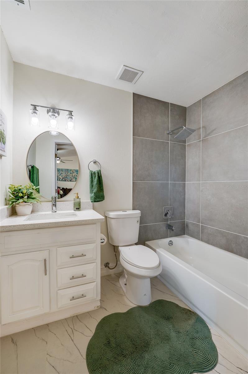 Image 29 of 41 For 2425 Royal Palm Drive